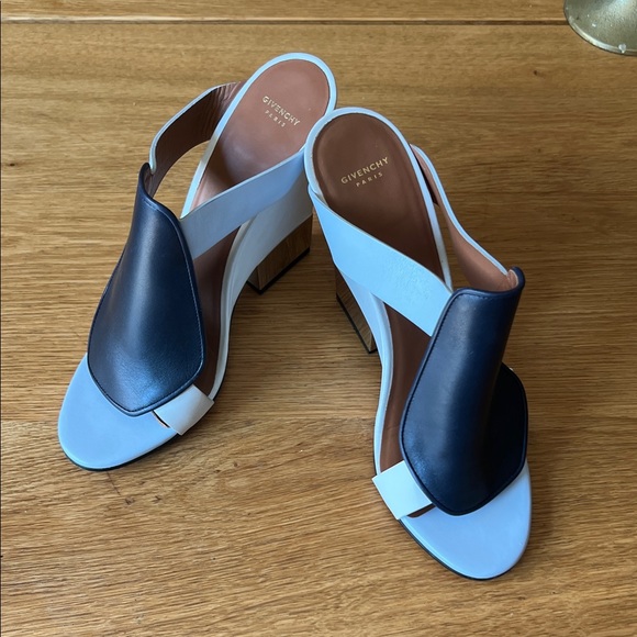 Givenchy Black and White Heeled Sandals - Picture 1 of 8